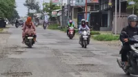 Bolong-Bolong, Jalan Banjaran-Balamoa Butuh Perbaikan