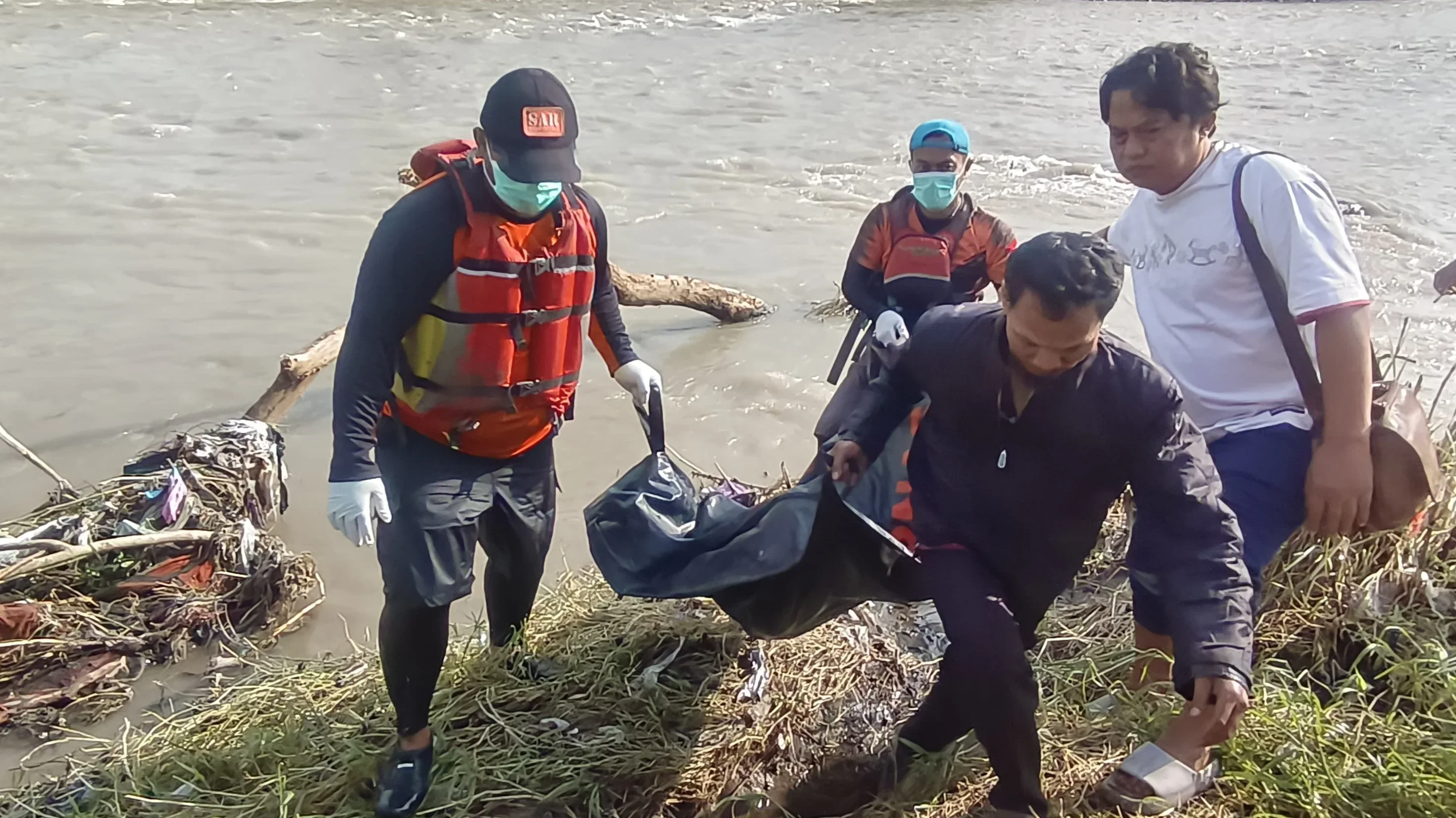 Bocah di Pemalang Tewas Usai Coba Seberangi Sungai Bersama Ibunya