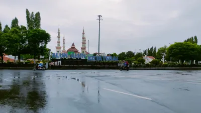 Prakiraan Cuaca Kota Tegal Sabtu 21 Februari 2026, Hujan di Siang Hari Sampai Sore