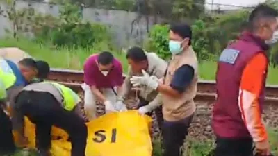 Bermain Usai Salat Subuh, Tiga Remaja Putri di Batang Tewas Disambar Kereta Api