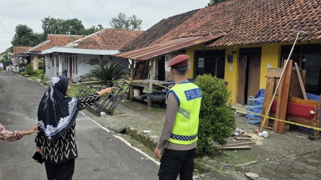 72 Rumah Rusak Akibat Tanah Bergerak di Desa Kajen Lebaksiu Slawi