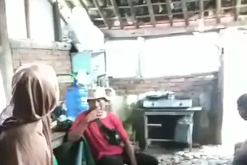 Dinperwaskim Brebes Respons Cepat Bantu RTLH di Wanasari