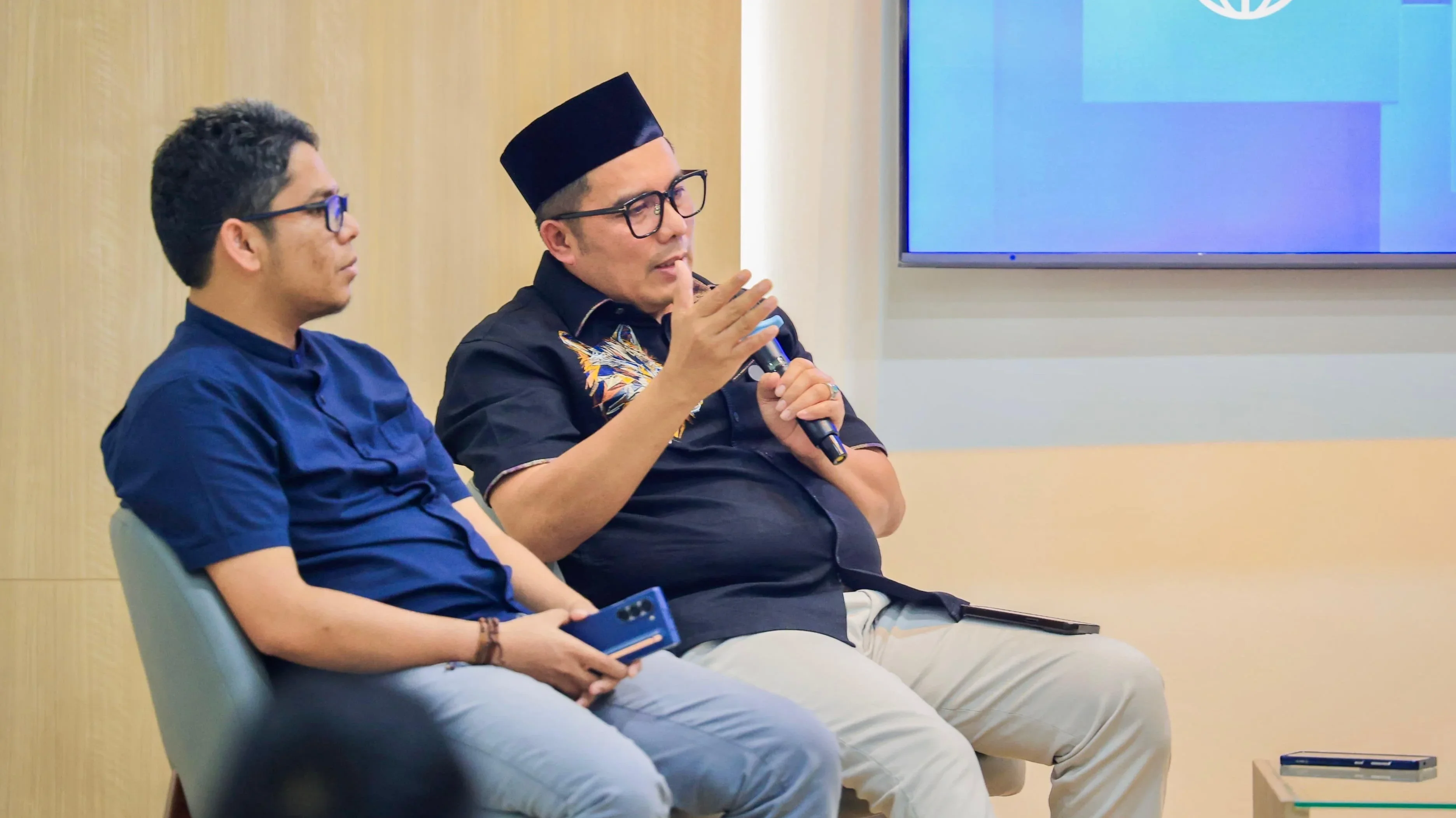 Respons Cepat Terkait Pajak Kendaraan, Gubernur Jateng Dipuji Aspiratif dan Adaptif