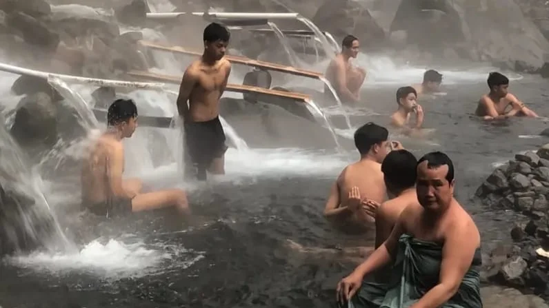 Cuaca Wisata Guci Tegal Hari Ini 23 Februari 2026, Hujan Ringan Sejak Pagi Hingga Malam