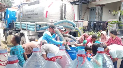 Krisis Air Bersih Meluas, DPUPR Kota Tegal Kerahkan Dua Truk Tangki