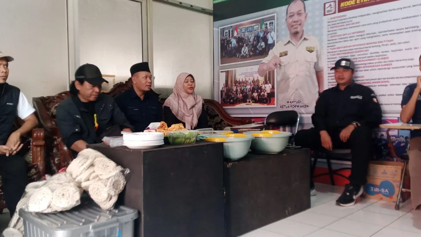 Perkuat Demokrasi, Bawaslu Kendal Bangun Sinergi dengan Insan Pers di Momen Hari Pers Nasional