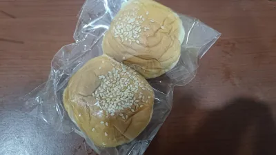 Tiga Siswa SMP PIUS Tegal Diduga Keracunan Roti MBG, Sempat Dilarikan ke RS