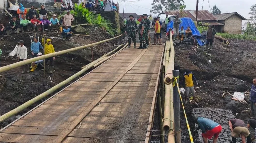 Dandim Pemalang Pantau Langsung Pembangunan Jembatan di Pulosari