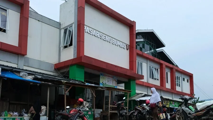 Harga Daging Ayam dan Sapi di Bumiayu Tetap Stabil Menjelang Ramadan 2026