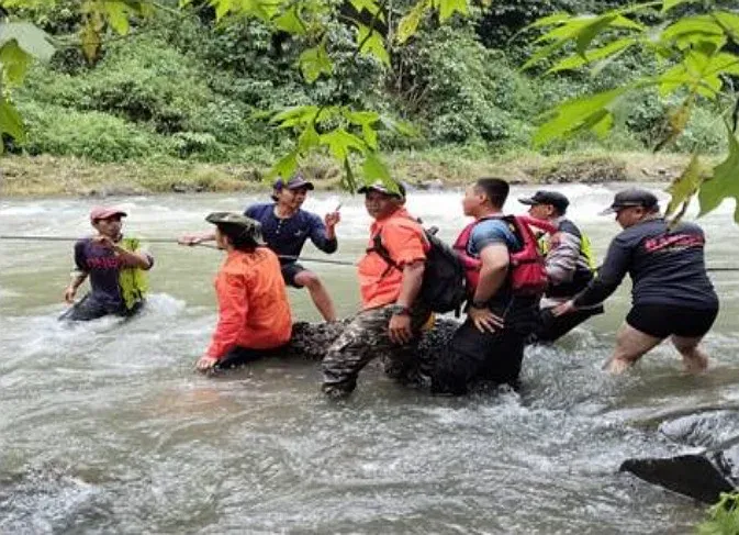 Niat Menolong Berujung Duka, Korban Tenggelam di Sungai Kaligenteng Ditemukan Meninggal Dunia