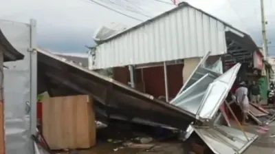 Angin Puting Beliung Rusak Permukiman di Comal Pemalang