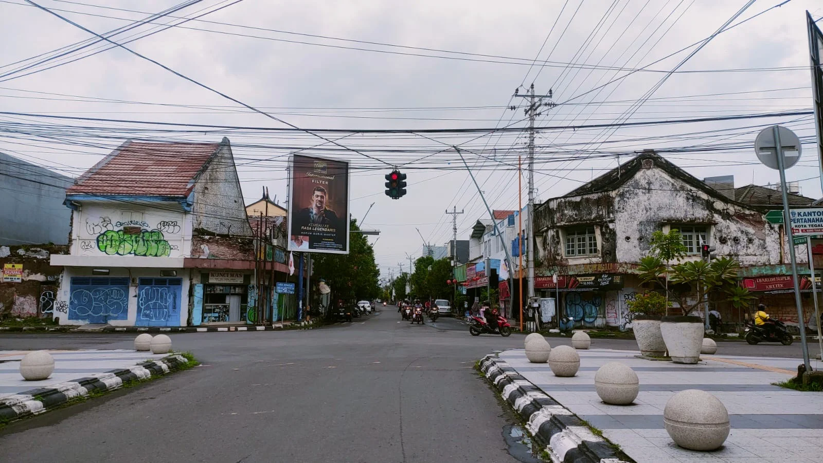 Prakiraan Cuaca Kota Tegal Senin 23 Februari 2026, Berpotensi Hujan Ringan
