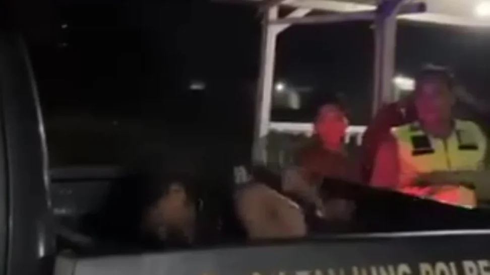 Pencuri Bawang Merah di Brebes Dimasa Hingga Motor Dibakar Warga