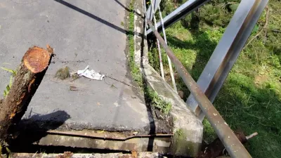 Jembatan Mendelem Pemalang Anjog dan Miring