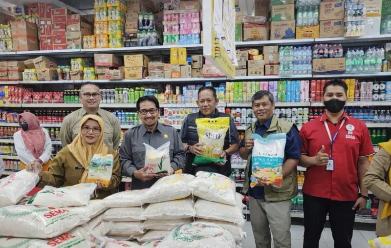Bulog Tegal Pastikan Stok Beras dan Minyakita Nasional Aman Jelang Lebaran