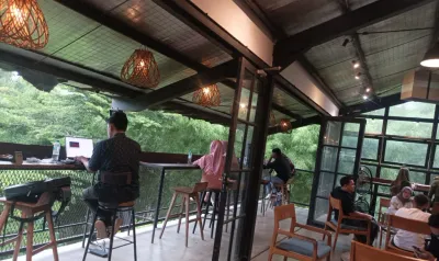 Bukan Sekadar Tren, Kafe di Bumiayu Bertahan dan Jadi Gaya Hidup