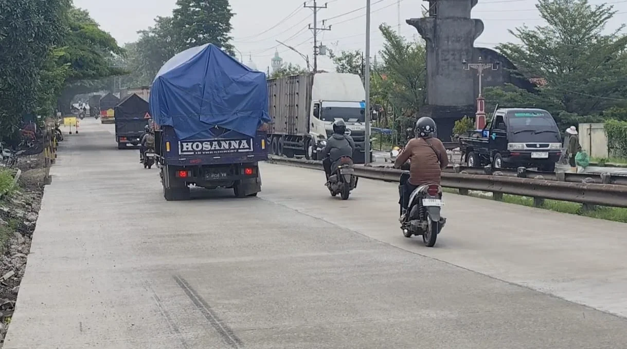 Sebagian Jalan Pantura Cepiring Dibuka, Target Tuntas Sebelum Arus Mudik