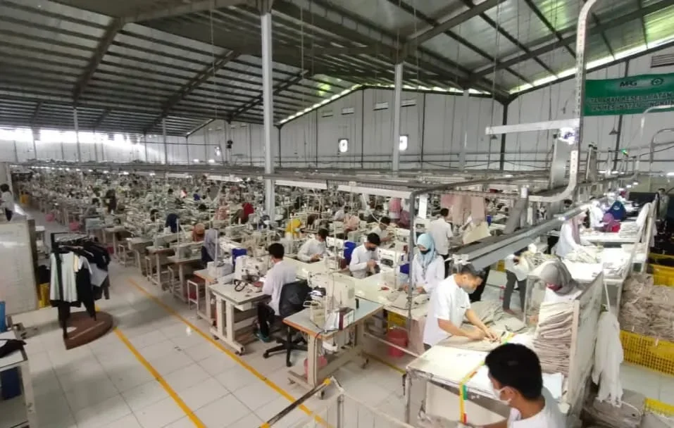 Ilustrasi pekerja atau buruh perusahaan/Istimewa 