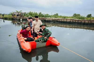 Cek Tanggul Jebol di Pekalongan, Ahmad Luthfi: Tahun Ini Disiapkan Anggaran Normalisasi Sungai Bremi Rp 37 Miliar, Tahun Depan Rp 700 Miliar