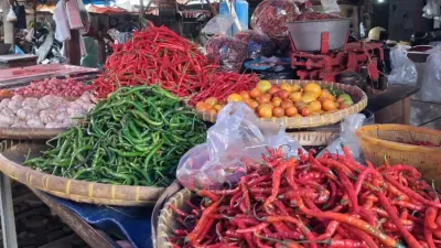 Harga Bahan Pokok di Pasar Pagi Tegal Mulai Stabil, Cabai Rawit Merah Masih Mahal