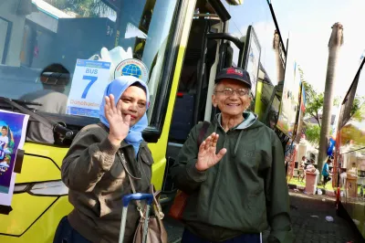 Senyum Difabel dan Lansia Rasakan Manfaatnya Balik Rantau Gratis Jateng