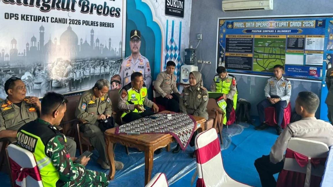 Perkuat Pengamanan Arus Mudik, Ratusan Personel Satpol PP Brebes Ditejunkan