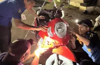 Pengendara Motor di Pemalang Panik, Ular Muncul dari Dalam Motor
