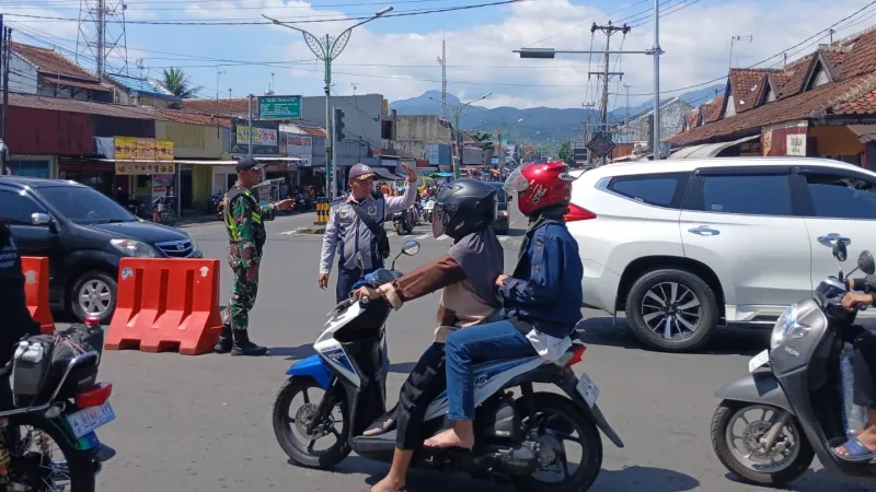 Kodim Pemalang Terjunkan Personil Amankan Arus Balik