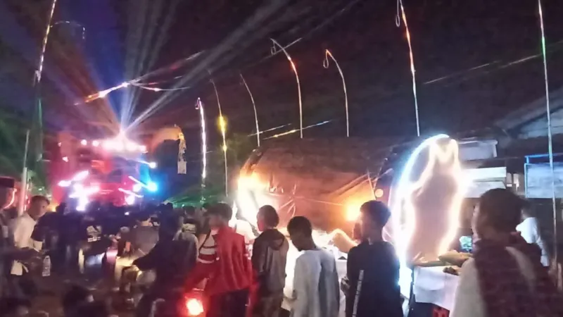 Dentuman Sound Horeg hingga Ogoh-Ogoh Ramaikan Malam Takbiran di Kalirejo Kendal