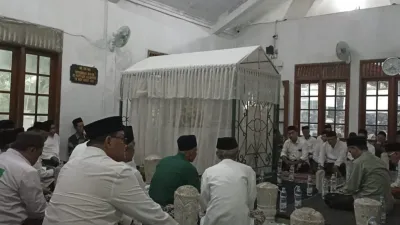 Syawalan Kaliwungu Kendal, Menjaga Jejak Keteladanan Kyai Guru di Tengah Tradisi Rakyat