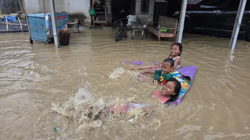 Desa Pesantren Pemalang Banjir, Masyarakat Butuh Logistik dan Obat obatan
