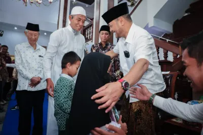 Anak Panti dan Komunitas Difabel: “Ini Pertama Kali Kami Diundang Lebaran Bersama Pak Gubernur”