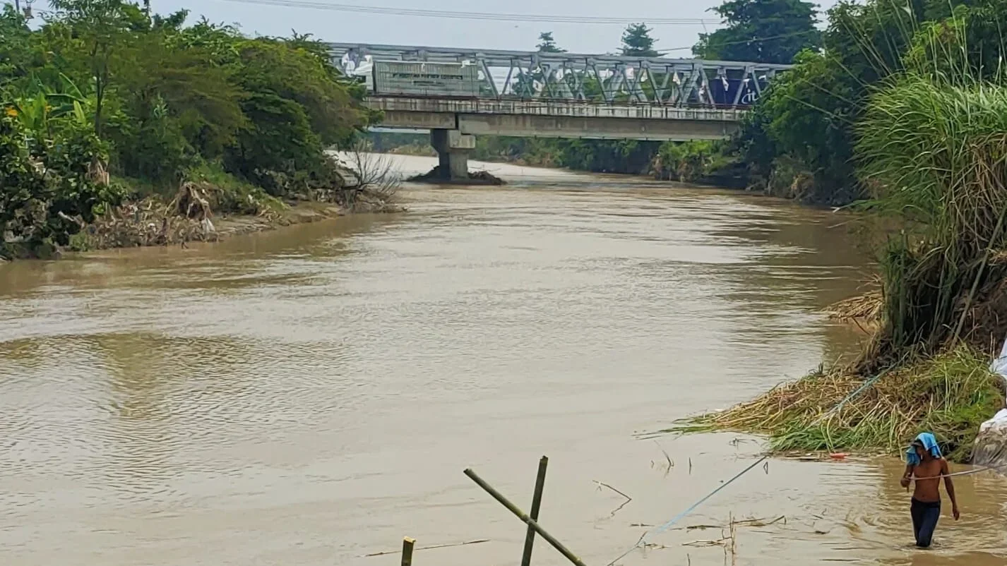 Satu Korban Hanyut di Sungai Ketiwon Ditemukan Meninggal di Pantai Larangan