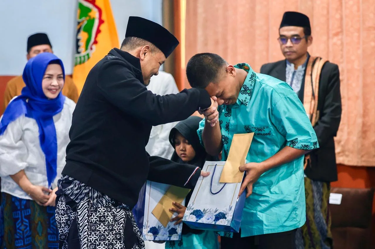 Buka Puasa Bareng Anak Panti, Ahmad Luthfi Undang 130 Anak Woro Wiloso Lebaran di Kantor Gubernur