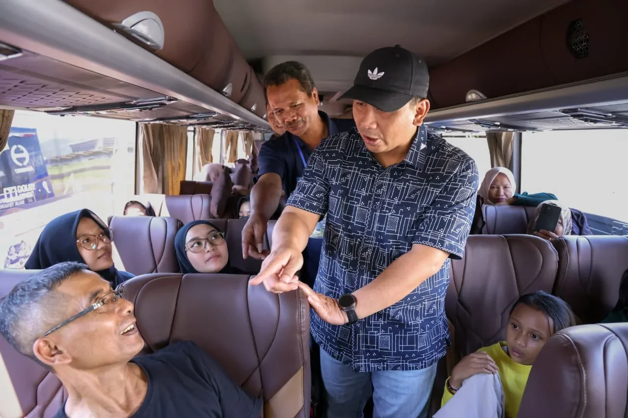 Berikan Layanan Prima, Taj Yasin Berangkatkan 1.142 Pemudik dari Bandung ke Kampung Halaman Jateng