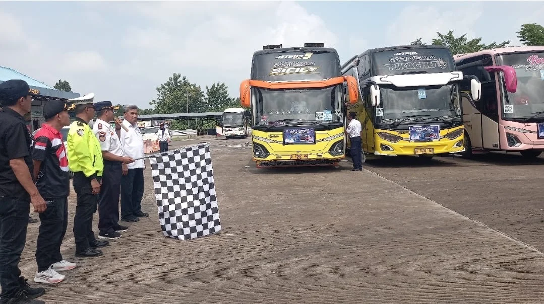 Sambut Lebaran 2026, Pemkab Tegal Lepas 5 Bus Mudik Gratis untuk Jemput Warga di Jakarta