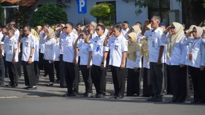 5.398 ASN Masuk Hari Pertama Kerja, Dedy Yon Minta Langsung Tancap Gas