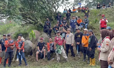 Lintas Komunitas Pemalang Bergerak, Hijaukan Mata Air Lereng Gunung Slamet