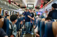 “Kalau Tidak Gratis, Mungkin Saya Tak Pulang”, Kisah Perantau Naik Kereta Mudik Gratis Jateng