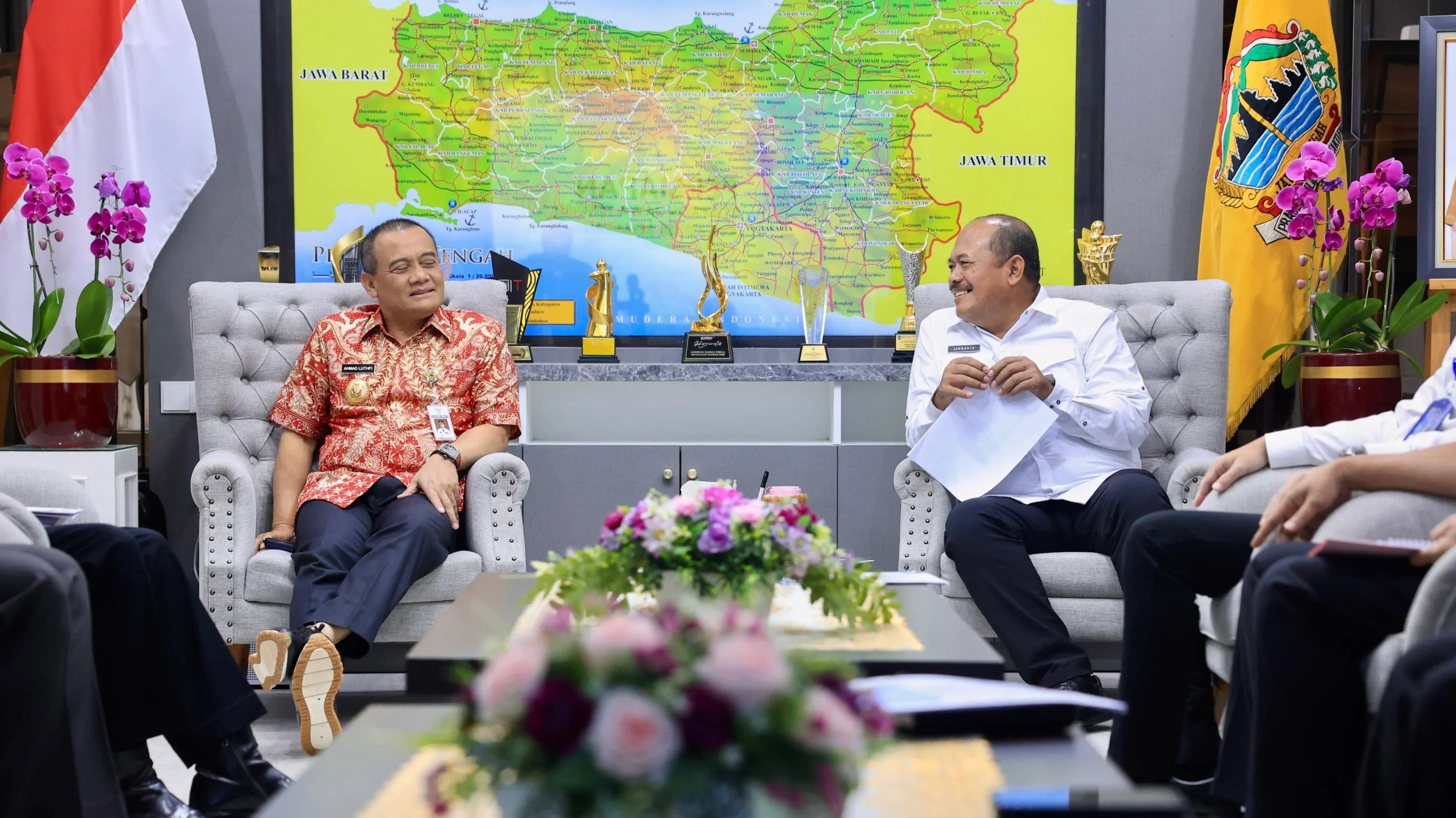 Ketua KONI Jateng Sujarwanto Dwiatmoko usai bertemu Gubernur Jateng Ahmad Luthfi di Kantor Gubernur, Selasa (3/3/2026).