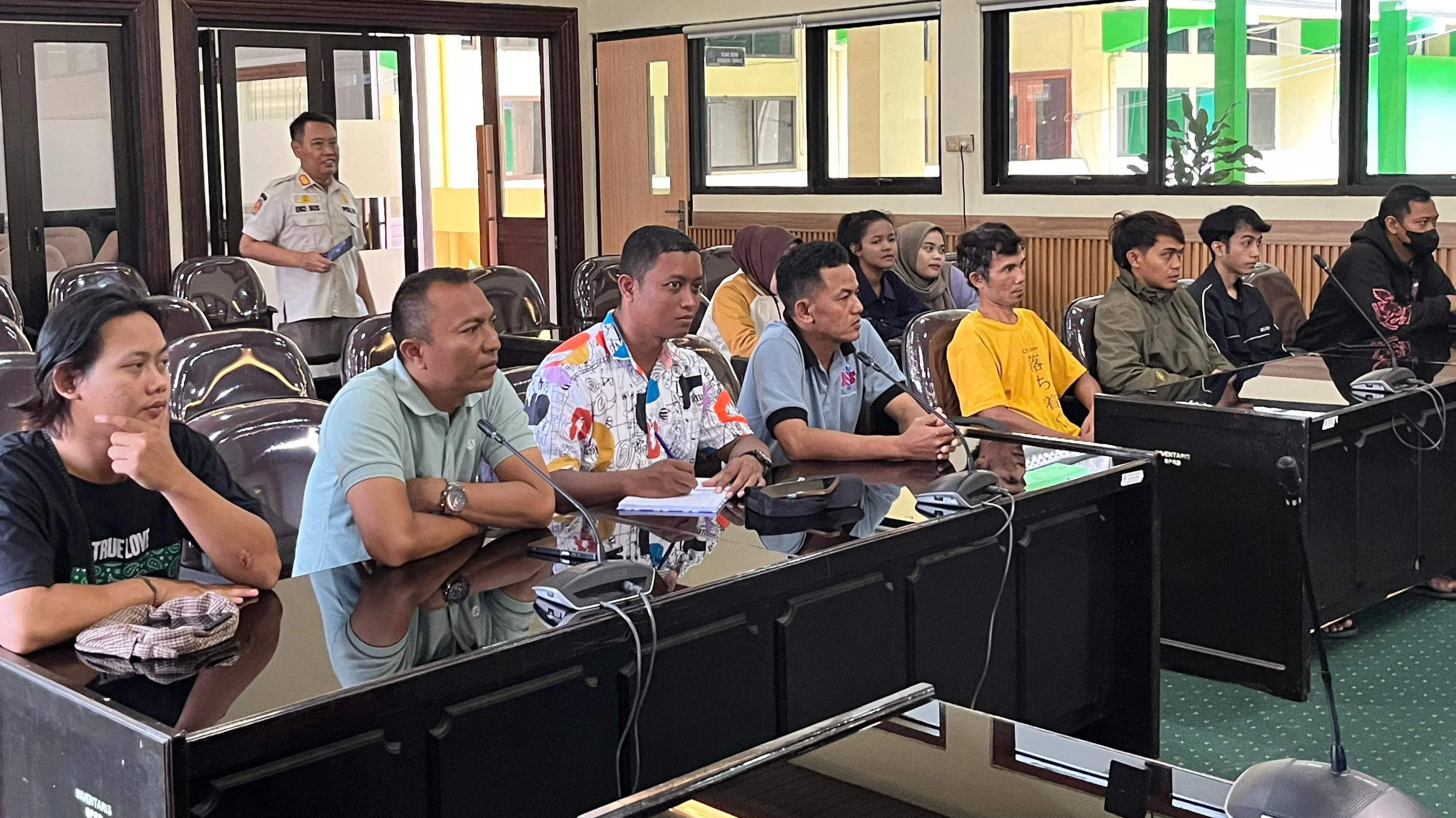 PKL Mengadu ke DPRD Kabupaten Tegal, City Walk Slawi Minta Dibuka Untuk Pedagang