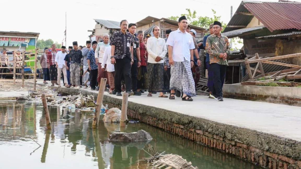 Rumah Terkepung Rob, Warga Demak Ini Bernapas Lega dapat Bantuan RTLH  Pemprov Jateng
