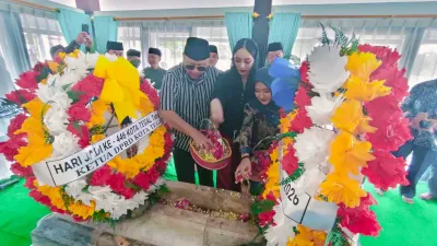 Ziarah Penuh Haru, Wali Kota Tegal Kenang Semangat Ki Gede Sebayu