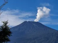 Suhu Kawah Gunung Slamet Tembus 411 Derajat, Pemalang Waspada