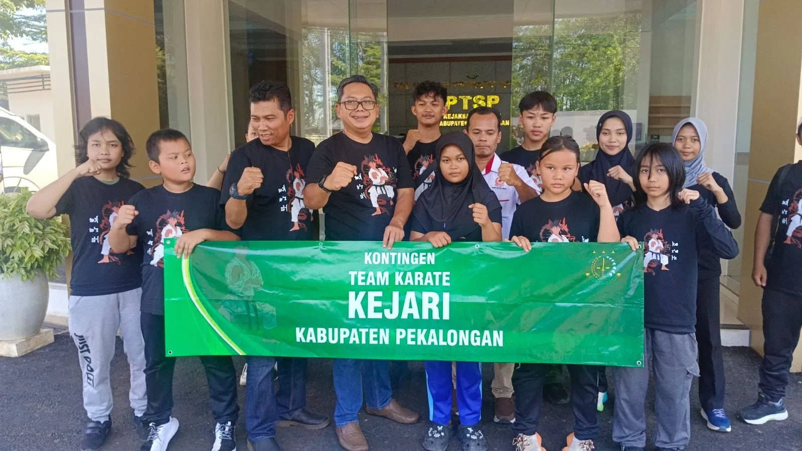 Kejari Kabupaten Pekalongan Kirim 13 Atlet ke Kejuaraan Karate “Wira Adhyaksa”