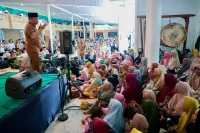 Gubernur Luthfi dan Ribuan Jemaah Hadiri Haul KH Dalhar Watucongol, Pesan Persatuan dan Nasionalisme Menggema