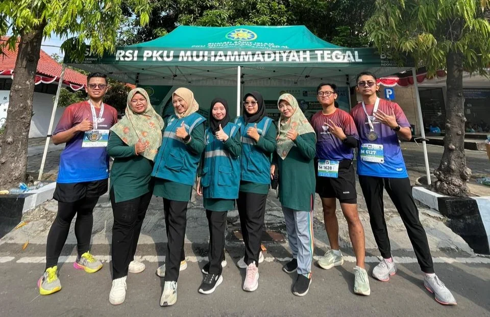 Tim medis RSI PKU Muhammadiyah Tegal