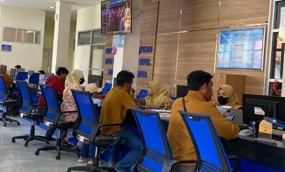 Urus Adminduk di Brebes Terhindar Pungli, Begini Tips dan Langkahnya