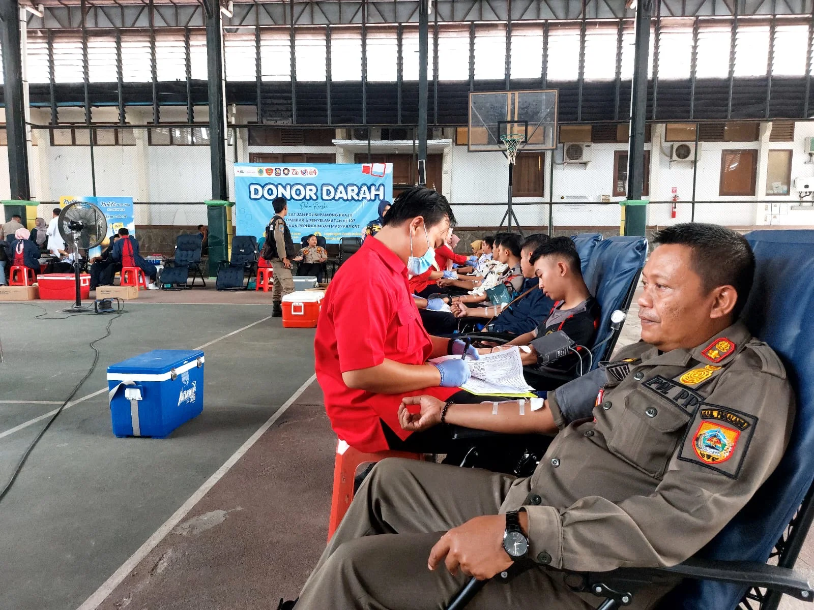 Donor Darah HUT Satpol PP di di Lapangan Tennis Indoor Sekretariat Daerah Kabupaten Pemalang