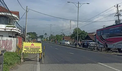 Rekayasa Lalu Lintas Diterapkan Selama Perbaikan Jalan Pantura Kendal
